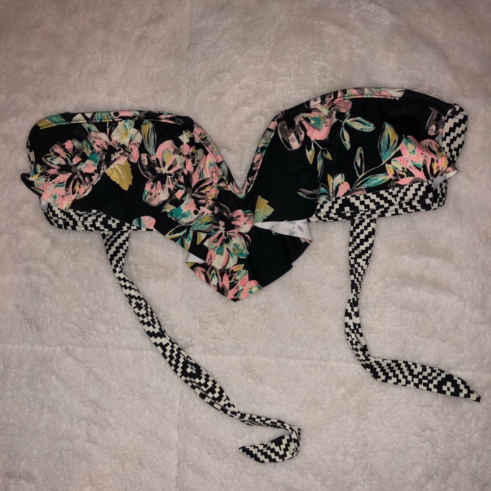 O’neill Floral Bikini Top
